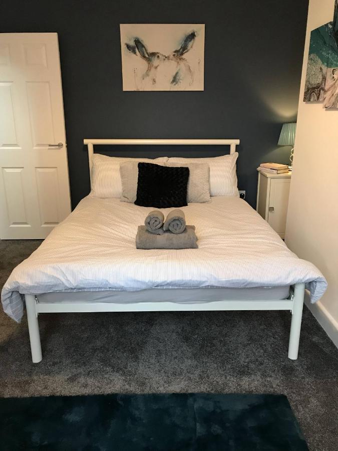 Stylish Modern 3-Bed House Nr Manchester City Ctr Whitefield Bagian luar foto