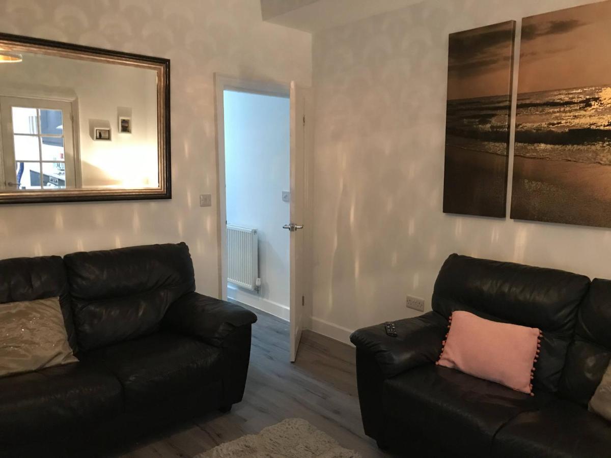 Stylish Modern 3-Bed House Nr Manchester City Ctr Whitefield Bagian luar foto